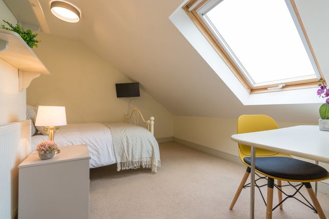 22, Glenroy Street, Cardiff photo 4