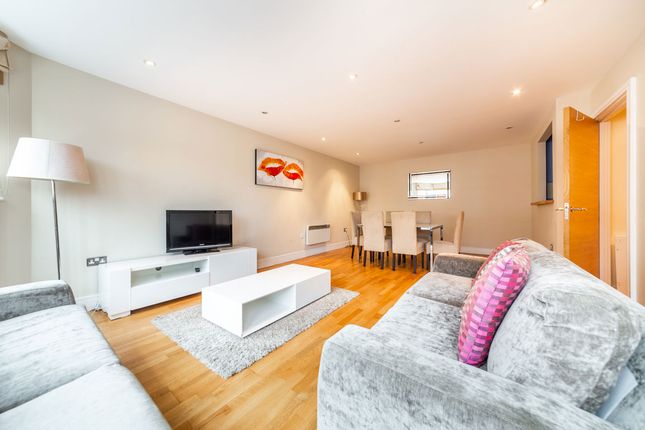 Apartment 406, Romney House, 47, Marsham Street, London photo 4
