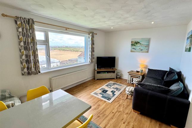 20 Surf View, Camullas Way, Newquay photo 2