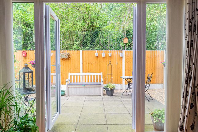 1 Kensington House, Bradshaw Lane, Warrington photo 5