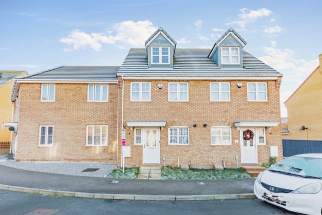 Town house for sale in Vicarage Road, Rushden