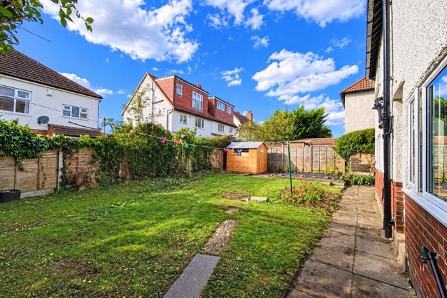 32, Ayresome Terrace, LEEDS photo 4