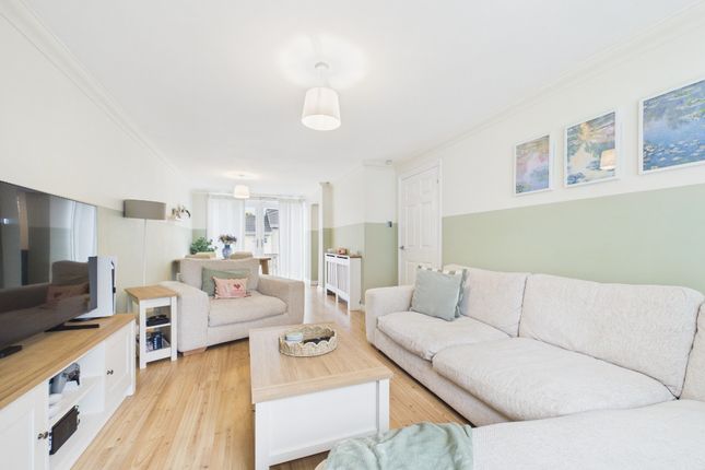 19, Tarbolton, East Kilbride photo 4