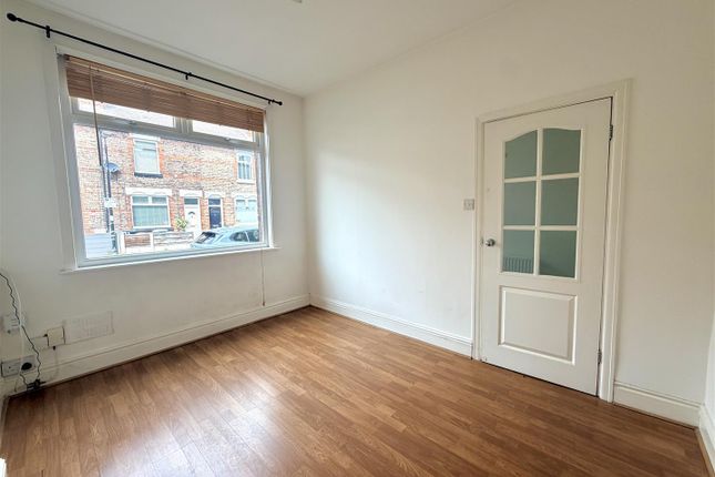 44, Brunswick Road, Altrincham photo 2