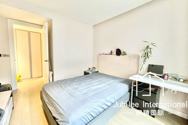 Thumbnail Flat to rent in Parker Street, London