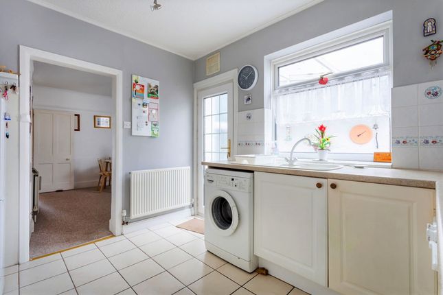 Cottage for sale in Kings Road, Sutton