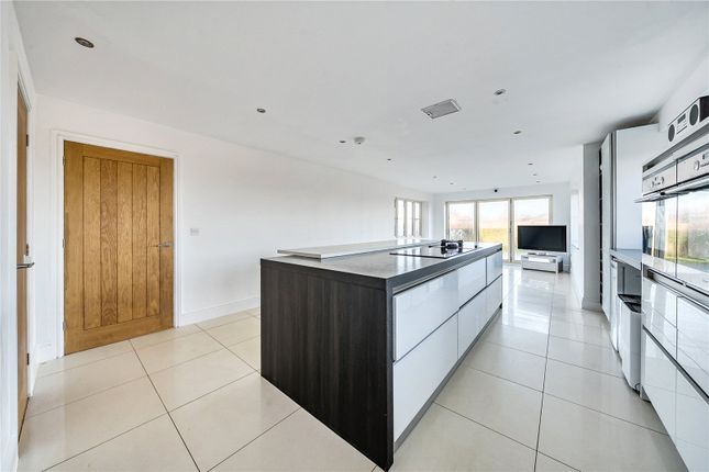 3, Sandygate Court, Sleaford photo 4