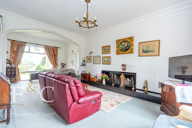 Detached house for sale in Beaumont Road, Wormley West End, Brozbourne