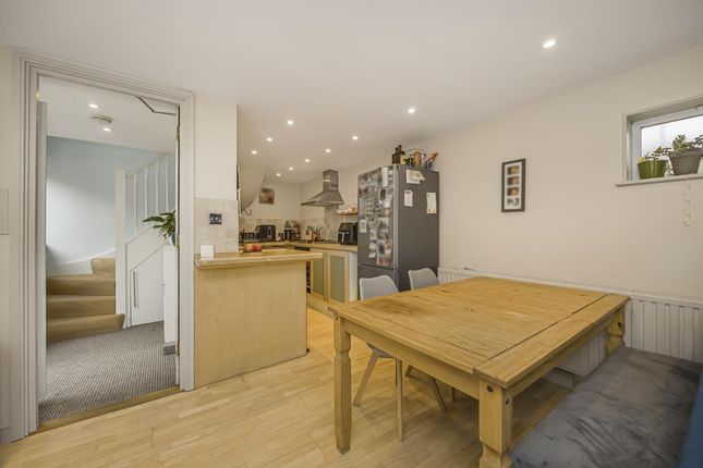 1-bed detached on 1B, Lansdowne Road, London, £575,000