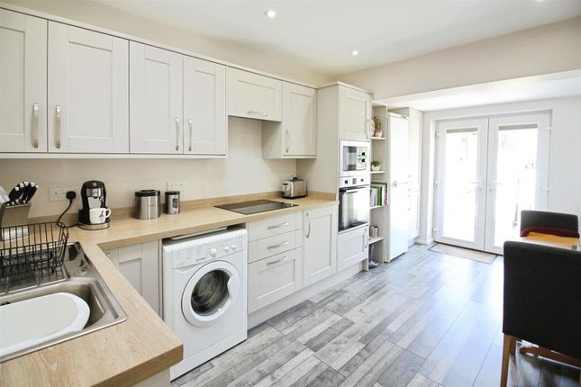 33, Jean Avenue, Leeds photo 2
