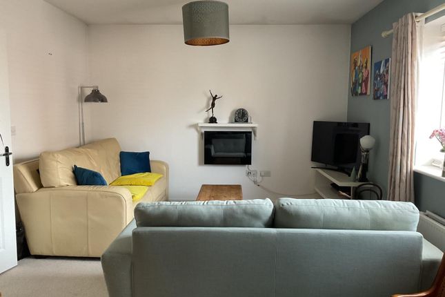 Flat C, Ashford photo 4