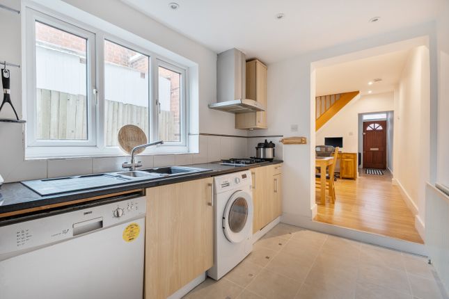 32, Field Road, Berkshire photo 4