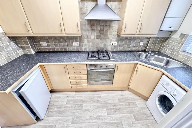 7, Harger Mews, Kenilworth photo 4