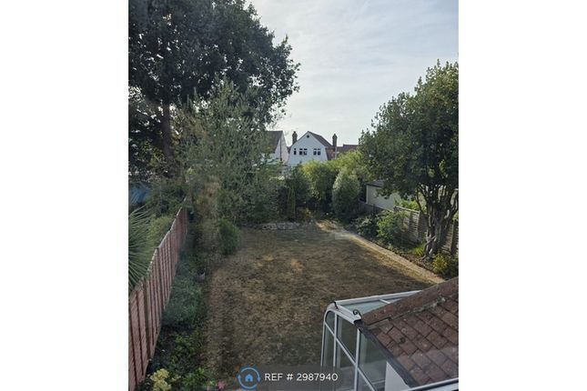 Pickhurst Lane, West Wickham photo 2