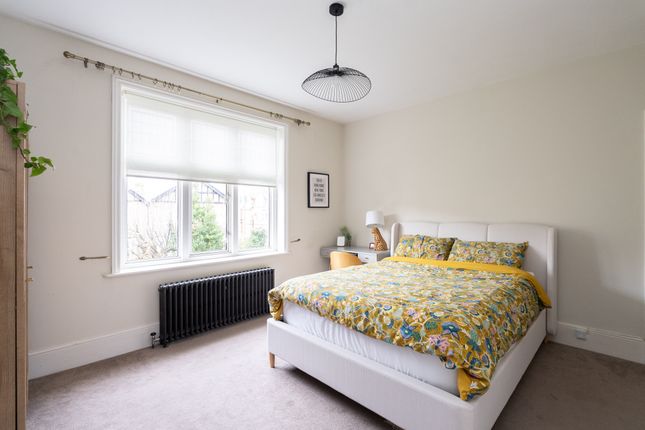 Flat for sale in Rothes Road, Dorking