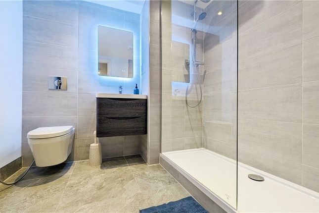 Flat 10,, Castle House, Farnham photo 4