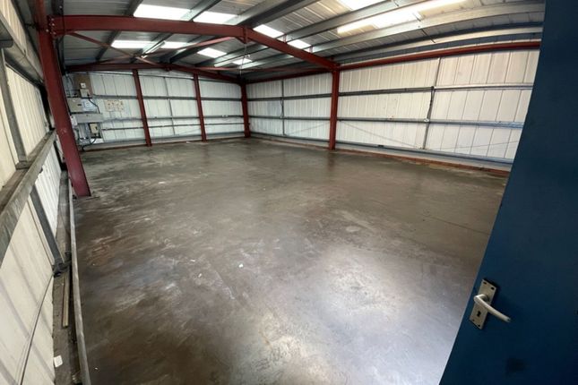 Industrial to let in Unit 22 Gainsborough Trading Estate, Rufford Road, Stourbridge