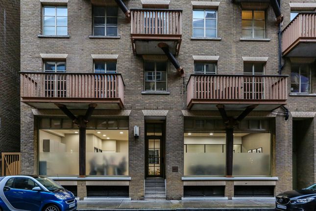 Office to let in Unit 1, The Circle, Queen Elizabeth Street, London