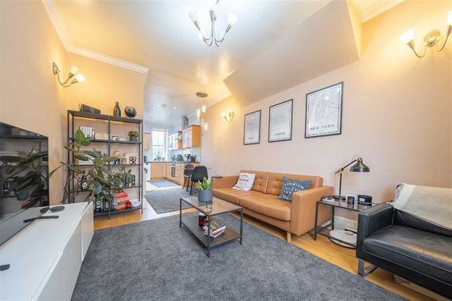 Thumbnail Flat to rent in Theobalds Road, London