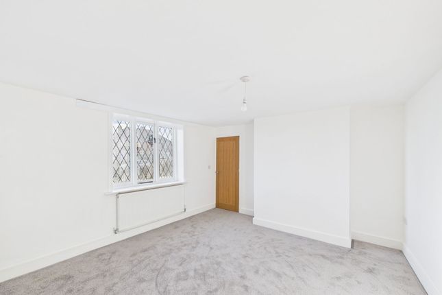 White Cottage, Guisborough Road, Whitby photo 4