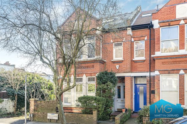 End terrace house for sale in Baronsmere Road, East Finchley, London