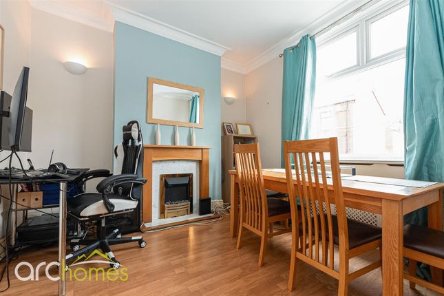 6 Engineer Street, Wigan photo 4