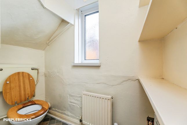77, Halliwell Crescent, Sheffield photo 4