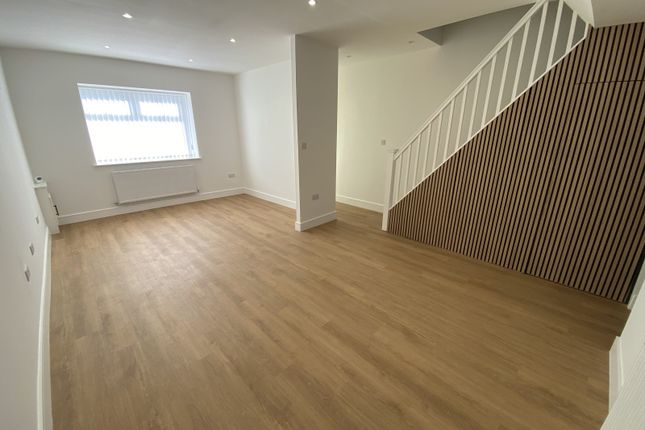 111, Clyndu Street, Swansea photo 3