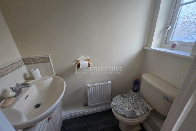 14, Millwater Avenue, Dewsbury photo 3