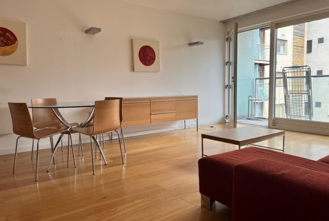 Apartment 514 Lumiere Building, M15 photo 2
