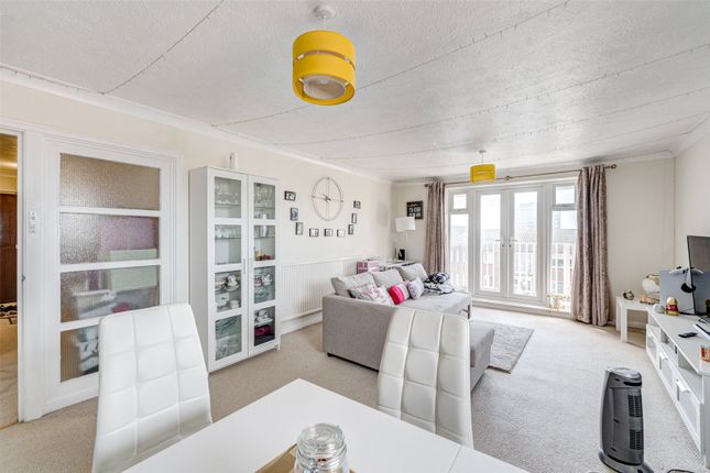 Flat for sale in Waverley Court, Rowlands Road, Worthing