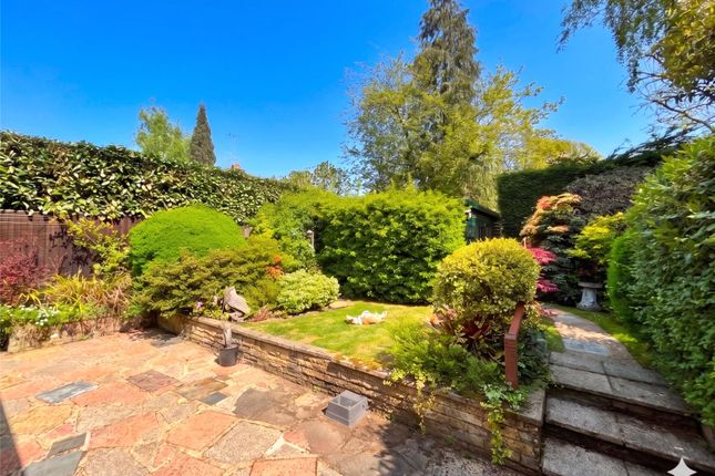 12, Buttermere Drive, Surrey photo 3