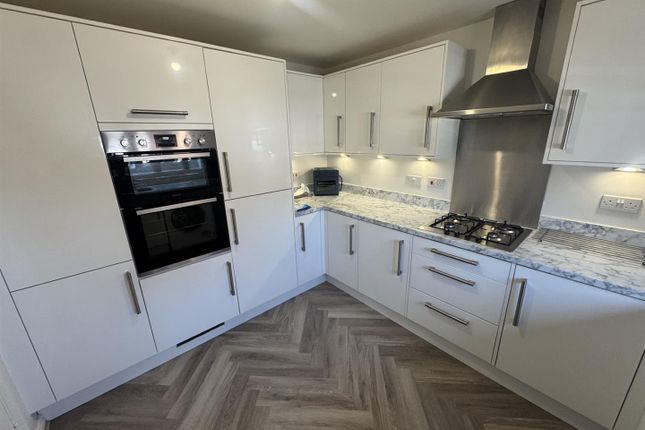 54, Quarry Close, Gravesend photo 5