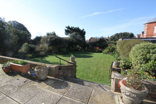 3 Clarendon Court , Bolsover Road, Eastbourne photo 2