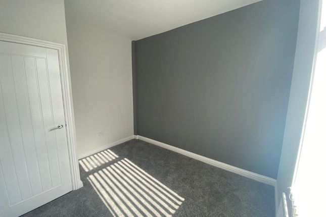 42 Wellington Street, Newcastle upon Tyne photo 5