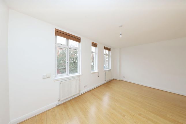 134A, High Street, Ruislip photo 3