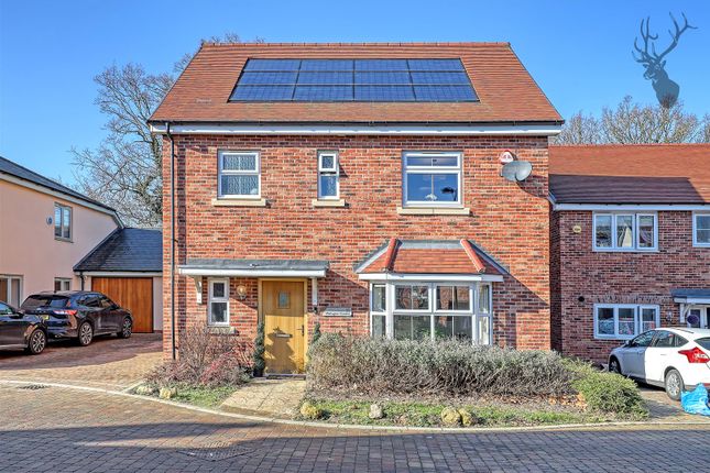 Detached house for sale in Watlington Gardens, Great Warley, Brentwood