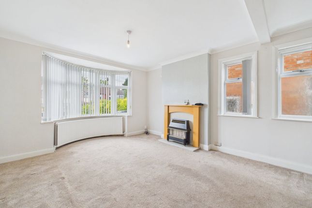 66, Pine Tree Avenue, Leicester photo 3