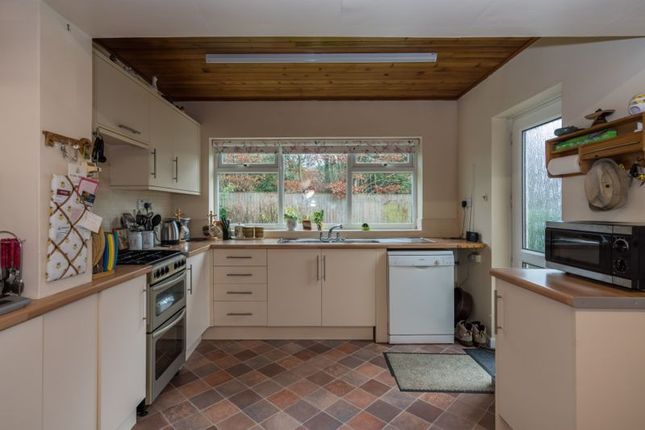 Detached house for sale in Wyre Close, Haddenham, Buckinghamshire