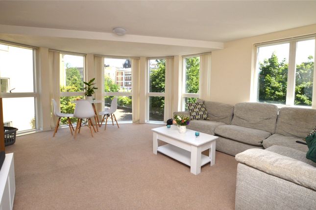 25, Richmond Court, Devon photo 2