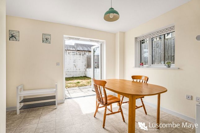 16, Longstem Drive, Totnes photo 4