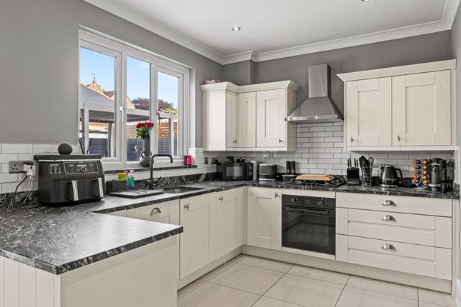 22, Southward Lane, Swansea photo 5