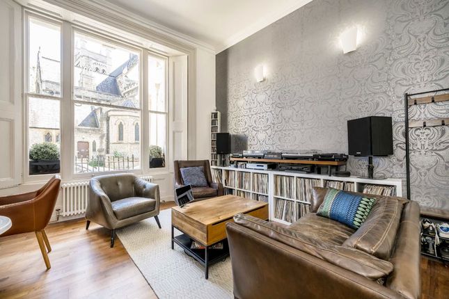 Flat 2, 7, St. Stephens Crescent, London photo 3