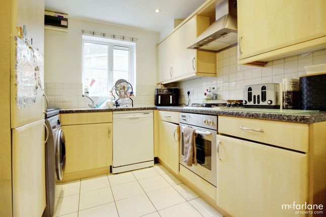 24 Sawyer Road, Swindon photo 2