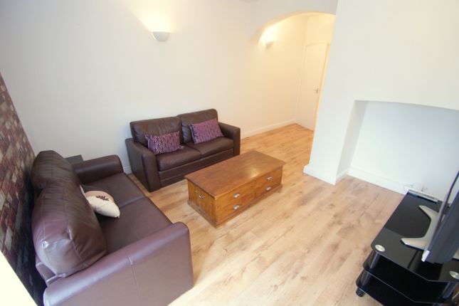 3, Oakfield House Headingley, Leeds photo 4