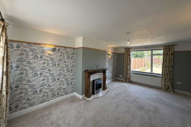 25, West Common Crescent, Scunthorpe photo 2