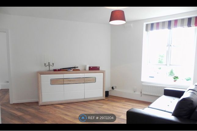 Flat, Gedling House East Dulwich Estate, London photo 4