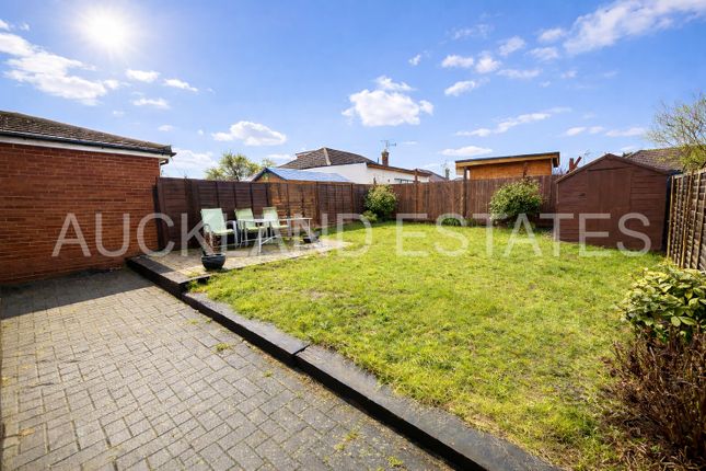44, Parsonage Lane, Hatfield photo 2