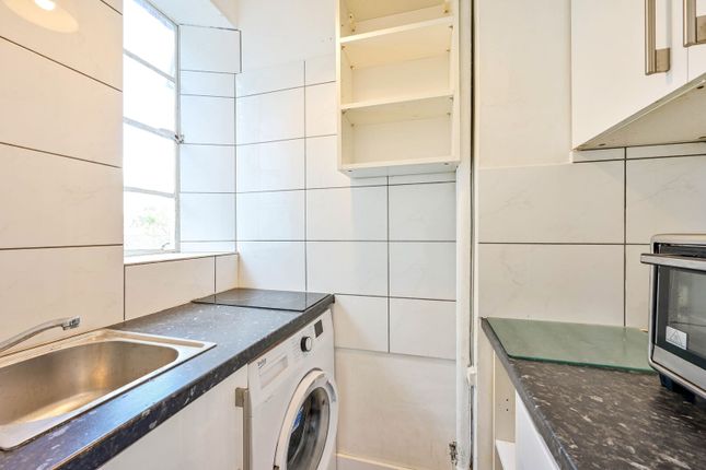 Wyke Road, Raynes Park photo 4