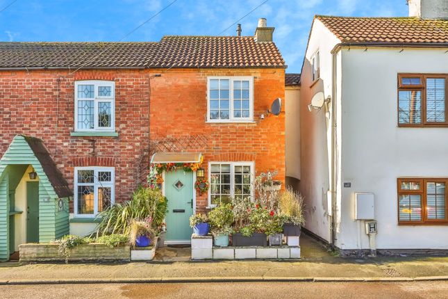 3-bed semi-detached on 13, Meadow End, Nottingham, £190,000